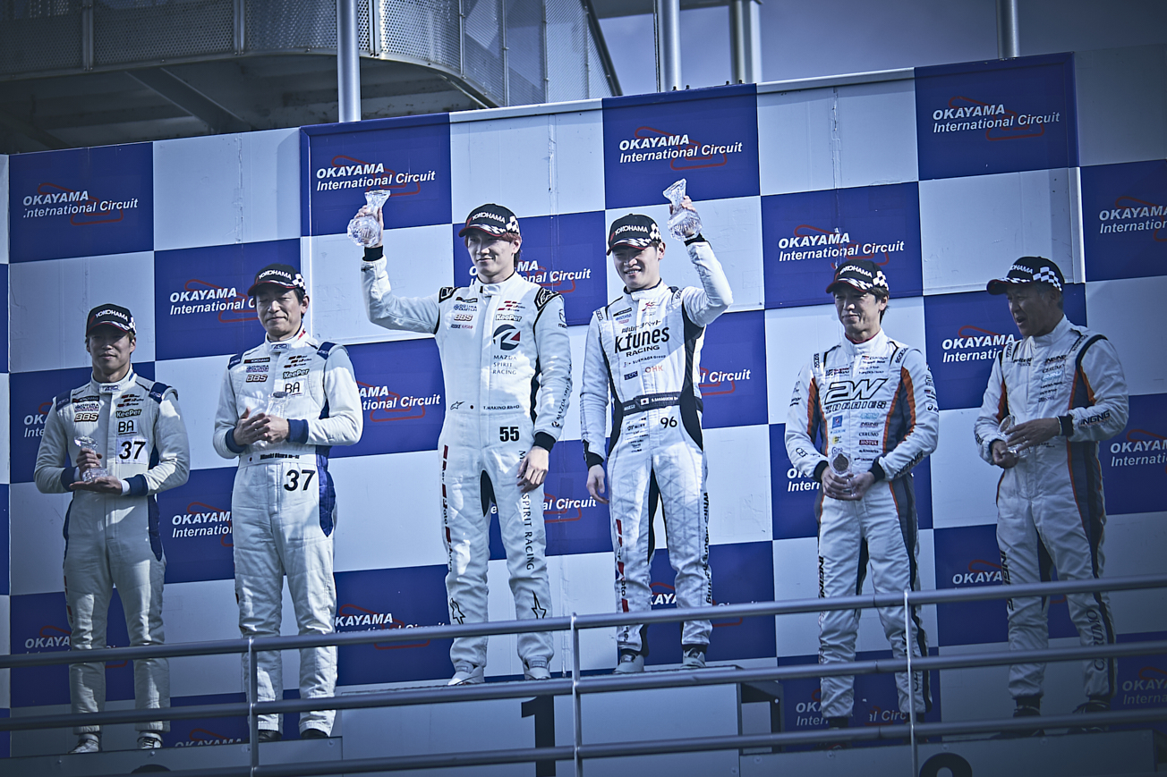 阪口&牧野選手がプロ-プロクラスで快走<br>RACE 1でポール・トゥ・ウィン、RACE 2では激戦の2位