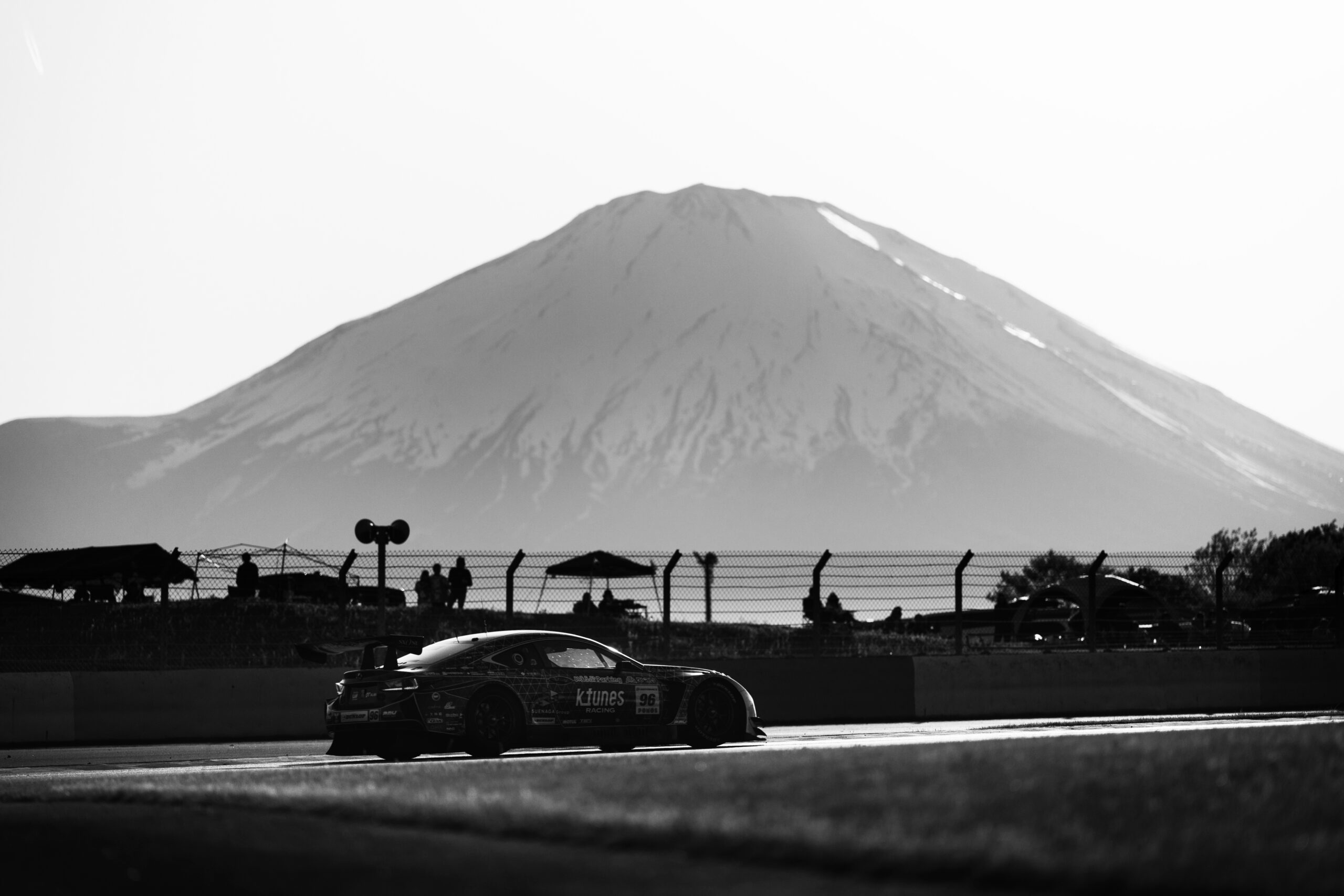 新体制と新たなタイヤで挑む富士3時間レース <br>試練の開幕戦を経て表彰台を目指す